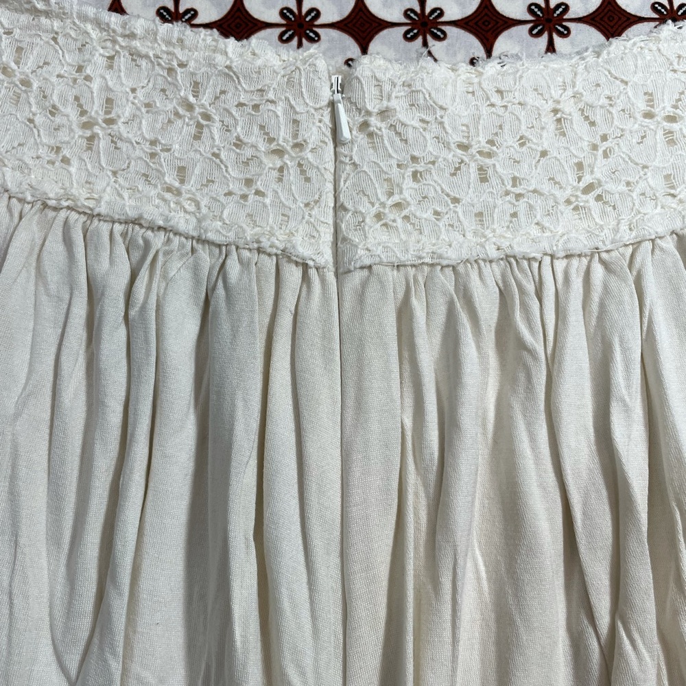 Mini Skirts - image 8